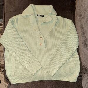 10 for $15 SALE ⭐️ Mint Green Women's Sweater Cowl neck size small